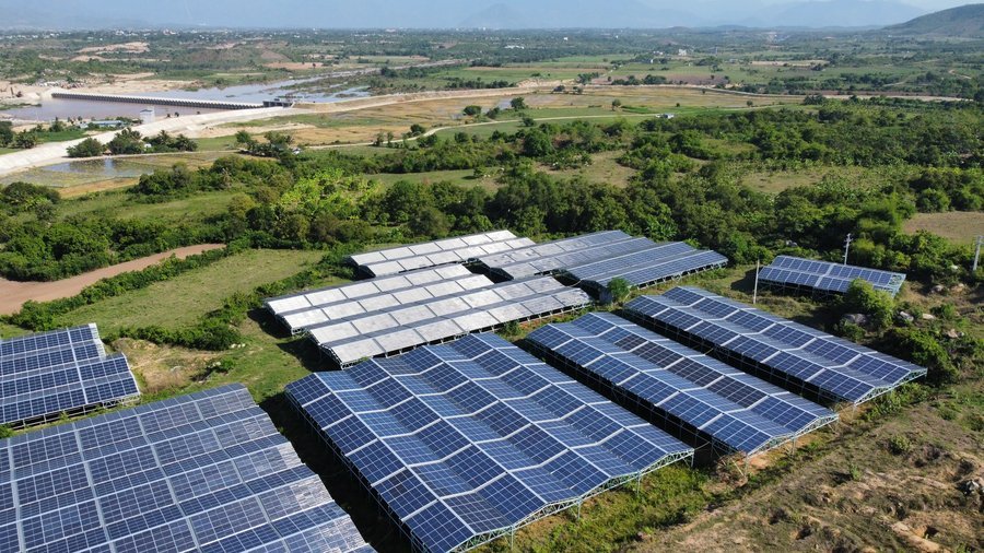 Trang trại năng lượng mặt trời CASFarm